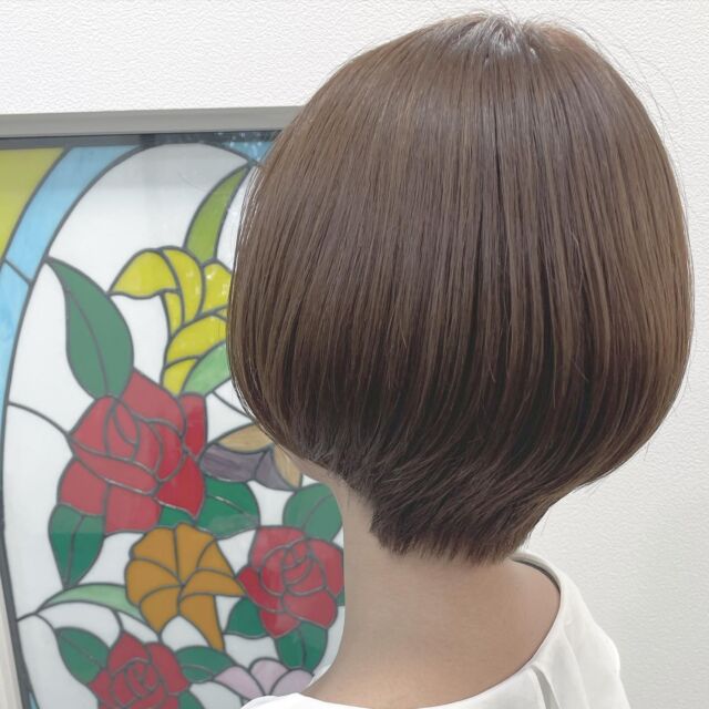 #アッシュグレージュ × #ショートボブ 
#外国人風カラー #外国人風ハイライトカラー #イルミナカラー #アディクシーカラー #コレストン #ファイバープレックス #電子トリートメント #電子トリートメント正規取扱店 #フレンチカットグラン #フレンチカットグラン認定店 #小牧 #小牧市 #小牧美容室 #小牧市美容室 #春日井 #春日井市