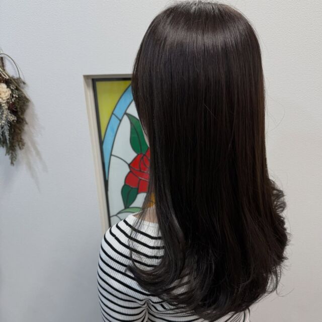 #カーキグレージュ 
#外国人風カラー #外国人風ハイライトカラー #アディクシーカラー #ファイバープレックス #電子トリートメント #フレンチカットグラン #小牧 #小牧美容室 #春日井