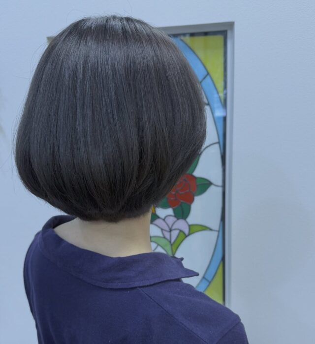 #ブルーグレー 

#外国人風カラー #外国人風ハイライトカラー #アディグシーカラー #ファイバープレックス #電子トリートメント #フレンチカットグラン #小牧 #小牧市 #小牧美容室 #春日井