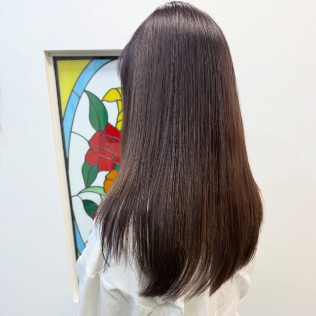 #ラベンダーグレージュ 
#外国人風カラー #外国人風ハイライトカラー #アディクシーカラー #ファイバープレックス #電子トリートメント #フレンチカットグラン #小牧 #小牧市 #小牧美容室 #春日井