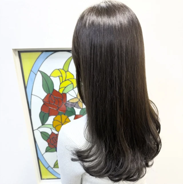 #オリーブブラウン 
#外国人風カラー #外国人風ハイライトカラー #アディクシーカラー #ファイバープレックス #電子トリートメント #フレンチカットグラン #小牧 #小牧市 #小牧美容室 #春日井