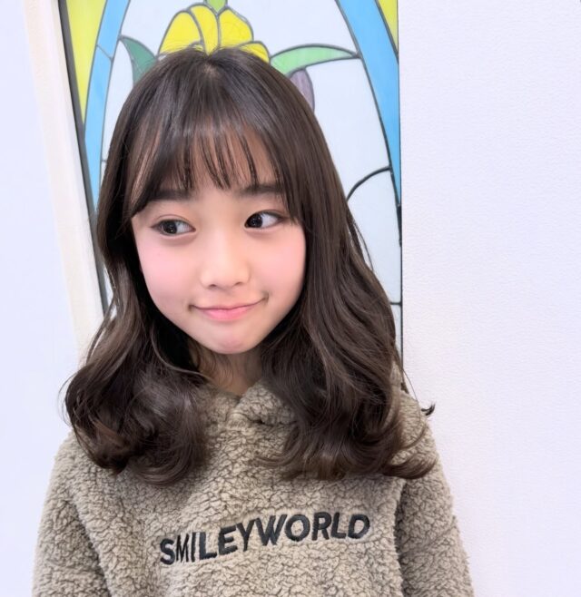 #キッズカット 
#外国人風カラー #外国人風ハイライトカラー #アディクシーカラー #ファイバープレックス #電子トリートメント #フレンチカットグラン #小牧 #小牧市 #小牧美容室 #春日井